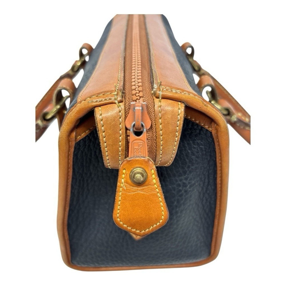 Vintage Dooney & Bourke Black & Tan Leather Satchel Bag + Strap Classic Preppy - Picture 5 of 16